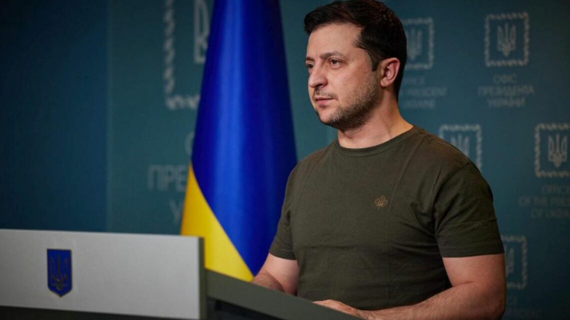 Zelensky “Garantiamo corridoi, chi può continui a combattere” Zelensky “Garantiamo corridoi, chi può continui a combattere”