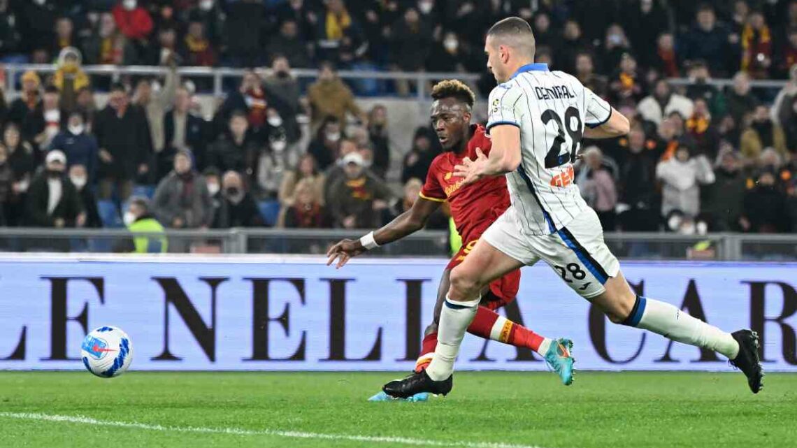 La Roma batte l’Atalanta, decide una rete di Abraham La Roma batte l’Atalanta, decide una rete di Abraham