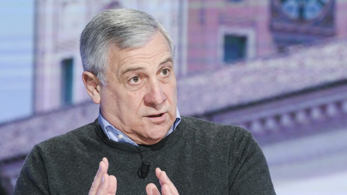 Ucraina, Tajani “Serve un’Europa politica forte” Ucraina, Tajani “Serve un’Europa politica forte”