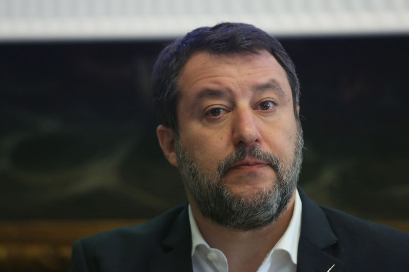 Energia, Salvini “Mi aspetto decreto già questa settimana” Energia, Salvini “Mi aspetto decreto già questa settimana”