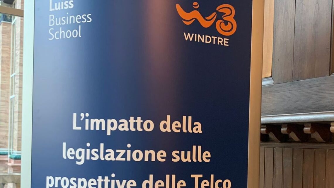 Telco, urgente una politica per il settore