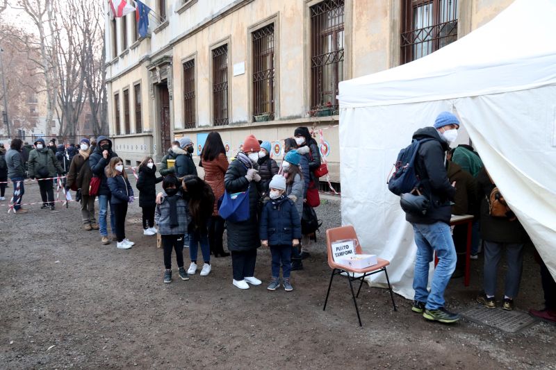 Covid, 85.288 nuovi casi e 180 decessi nelle ultime 24 ore Covid, 85.288 nuovi casi e 180 decessi nelle ultime 24 ore