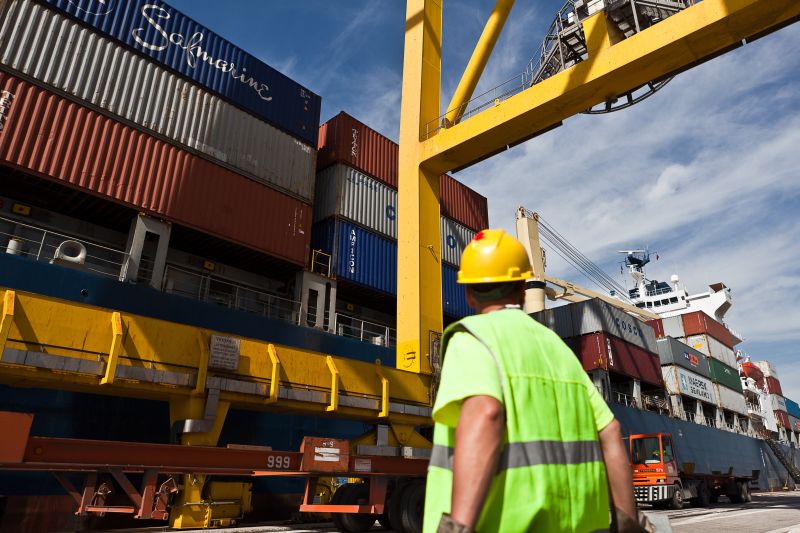 Commercio estero, a gennaio l’export torna a crescere Commercio estero, a gennaio l’export torna a crescere