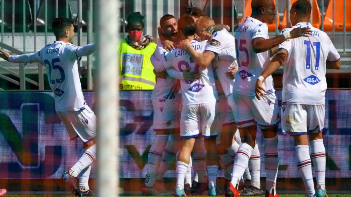 Doppietta di Caputo, la Sampdoria vince 2-0 a Venezia Doppietta di Caputo, la Sampdoria vince 2-0 a Venezia