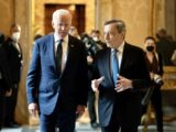 Ucraina, Draghi sente Biden e leader europei. Importante unità intenti