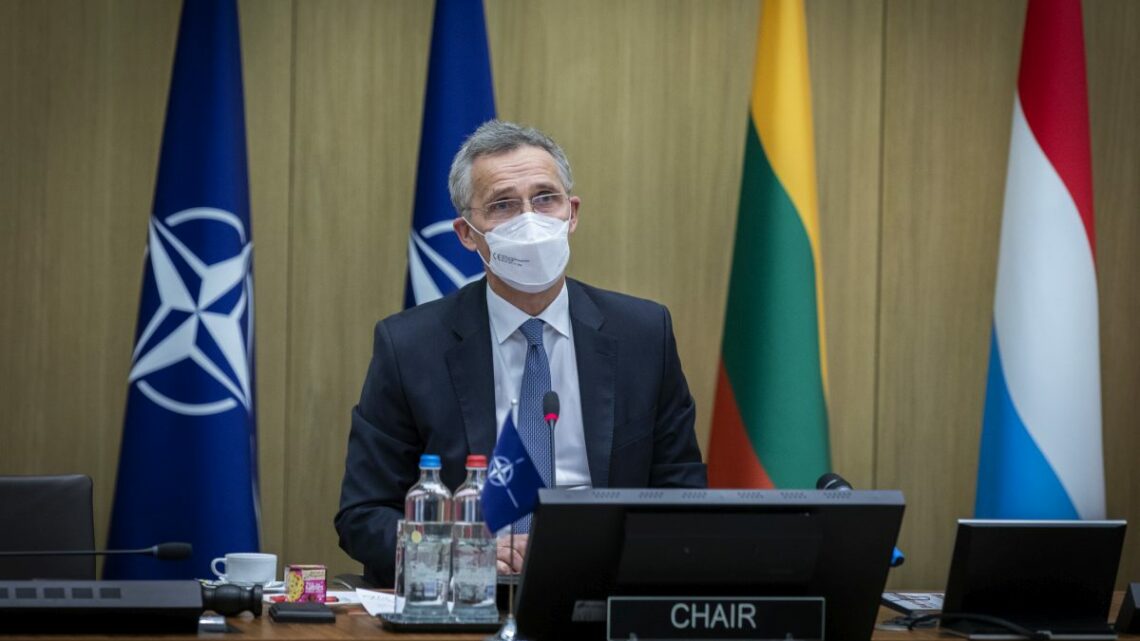 Stoltenberg “Forti conseguenze se la Russia usasse armi chimiche” Stoltenberg “Forti conseguenze se la Russia usasse armi chimiche”