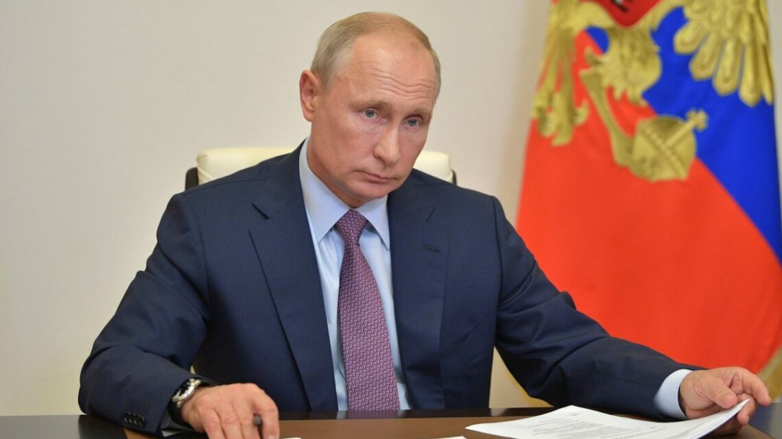 Gas, Putin “Per i pagamenti accetteremo solo il rublo” Gas, Putin “Per i pagamenti accetteremo solo il rublo”