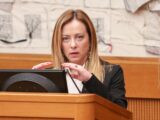 Meloni “Noi conservatori in prima linea per i veri profughi”