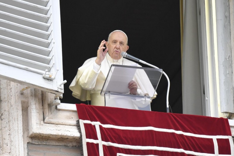 Papa “Abolire la guerra prima che cancelli l’uomo dalla storia” Papa “Abolire la guerra prima che cancelli l’uomo dalla storia”