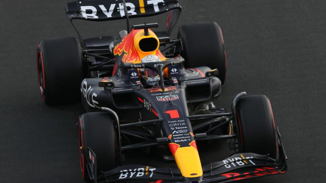 Verstappen vince in Arabia Saudita, 2° Leclerc e 3° Sainz Verstappen vince in Arabia Saudita, 2° Leclerc e 3° Sainz