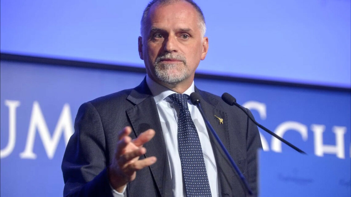Garavaglia “Manca personale ma 10% disoccupazione nel turismo” Garavaglia “Manca personale ma 10% disoccupazione nel turismo”