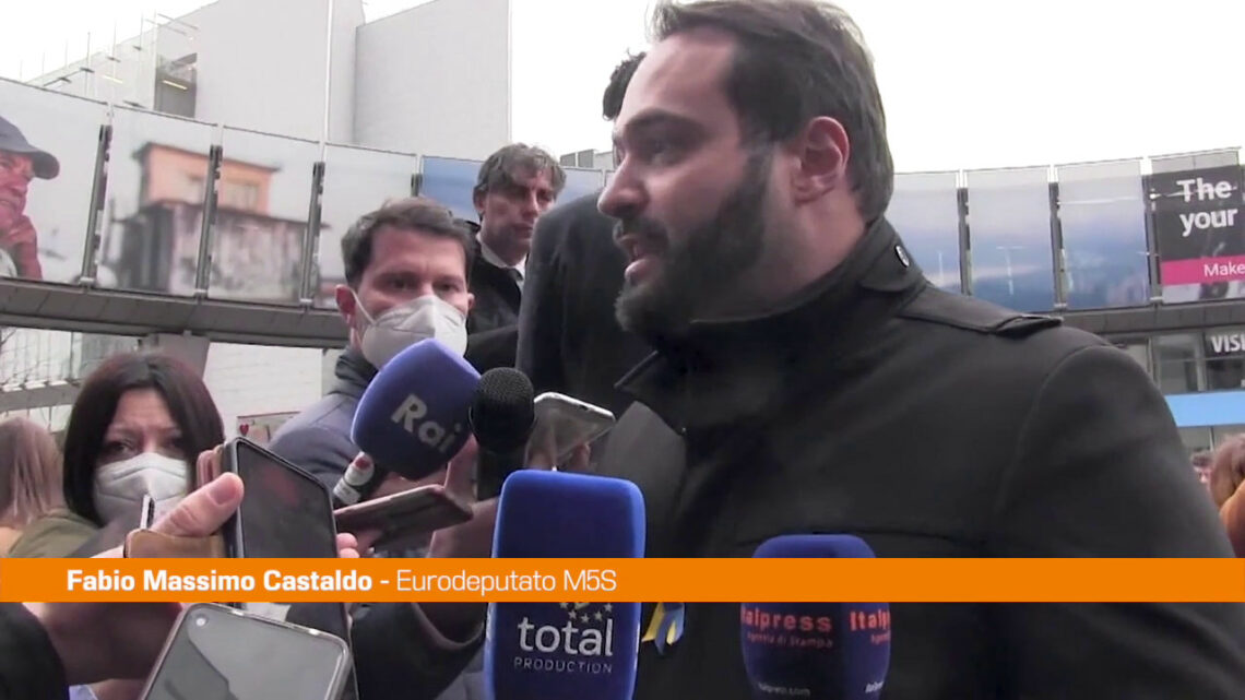 Castaldo: “L’Ucraina fa già parte della famiglia europea” Castaldo: “L’Ucraina fa già parte della famiglia europea”