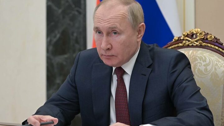 Wanted! Putin come i gerarchi nazisti, come i Boss delle organizzazioni criminali. Autocondannato agli incubi che lo perseguitano