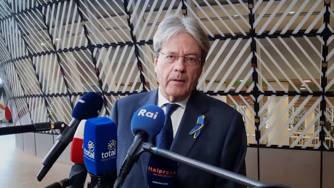 Ue, Gentiloni “Serve una forza di difesa comune” Ue, Gentiloni “Serve una forza di difesa comune”