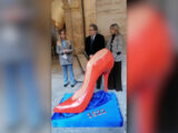 Violenza sulle donne, scarpa rossa al Palazzo dei Normanni di Palermo