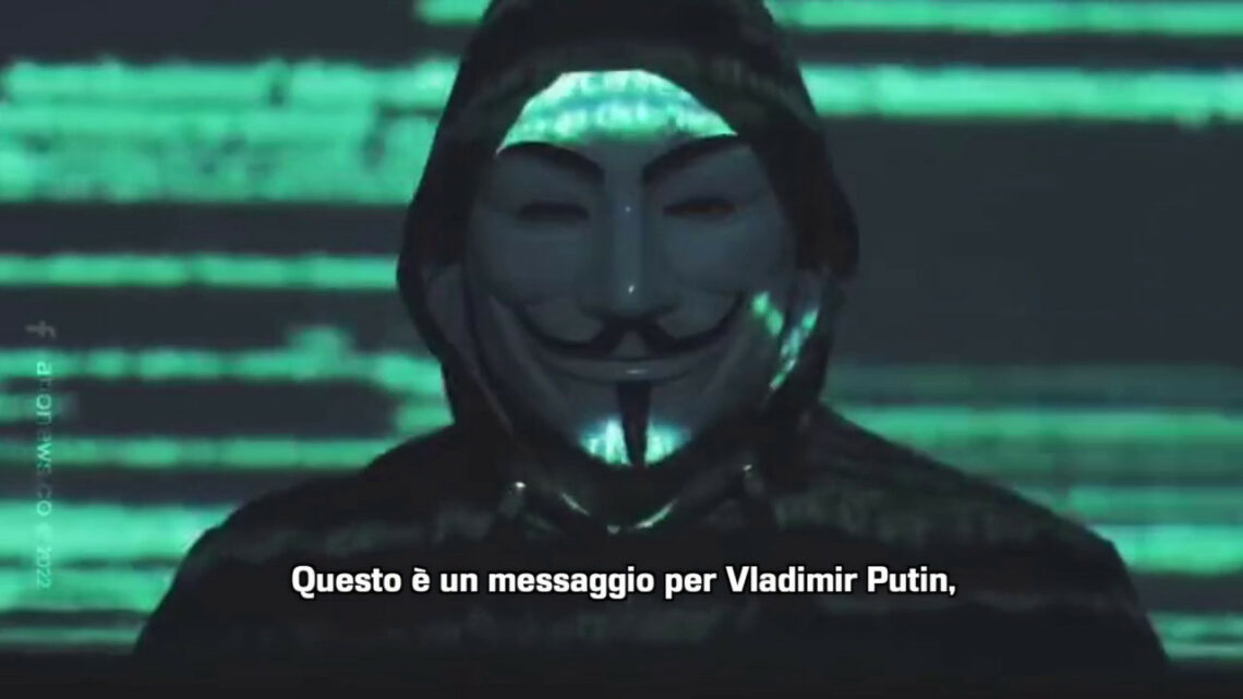 Ucraina, Anonymous dichiara cyber guerra a Vladimir Putin Ucraina, Anonymous dichiara cyber guerra a Vladimir Putin