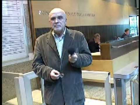 La Bella e la Bestia. Giornalista sputtana Putin Urbi et Orbi. Arrestata, multata e rilasciata. Troppo clamore, il Capo Russo non poteva permettersi di farla scomparire La Bella e la Bestia. Giornalista sputtana Putin Urbi et Orbi. Arrestata, multata e rilasciata. Troppo clamore, il Capo Russo non poteva permettersi di farla scomparire