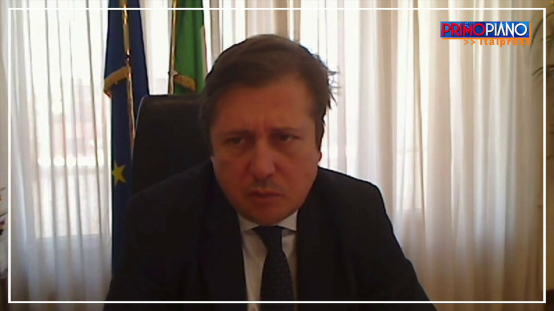 Sileri “Il green pass sarà rimodulato fino a scomparire” Sileri “Il green pass sarà rimodulato fino a scomparire”
