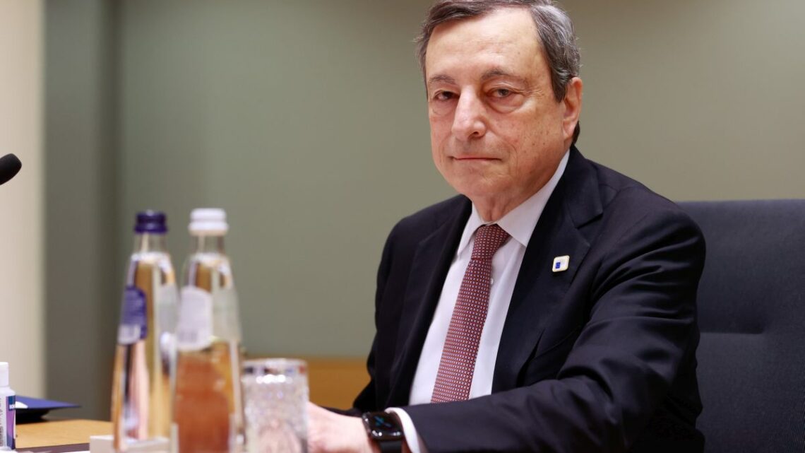 Ucraina, Draghi: “Guerra senza senso, Putin ponga fine alle ostilità” Ucraina, Draghi: “Guerra senza senso, Putin ponga fine alle ostilità”