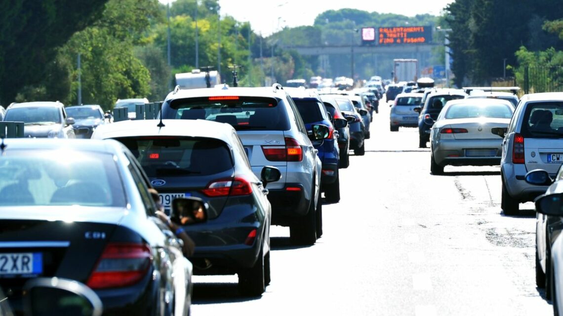 Unrae, approvati incentivi auto, si attende ancora l’entrata in vigore Unrae, approvati incentivi auto, si attende ancora l’entrata in vigore