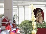 Ucraina, Papa “Con la follia della guerra si torna a crocifiggere Cristo”