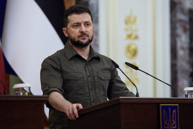 Ucraina, Zelensky “La ricostruiremo, combattiamo per la libertà” Ucraina, Zelensky “La ricostruiremo, combattiamo per la libertà”