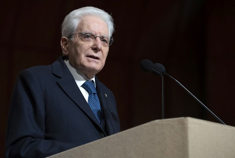 Ucraina, Mattarella “Servono sacrifici, la solidarietà sia ferma” Ucraina, Mattarella “Servono sacrifici, la solidarietà sia ferma”