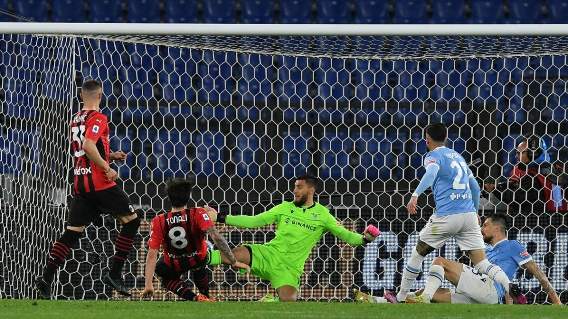 Il Milan batte in rimonta la Lazio, decide Tonali Il Milan batte in rimonta la Lazio, decide Tonali