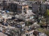 Allarme in diverse regioni, a fuoco deposito carburante in Russia
