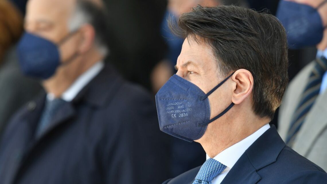 Ucraina, Conte “M5S si oppone all’invio di aiuti militari” Ucraina, Conte “M5S si oppone all’invio di aiuti militari”