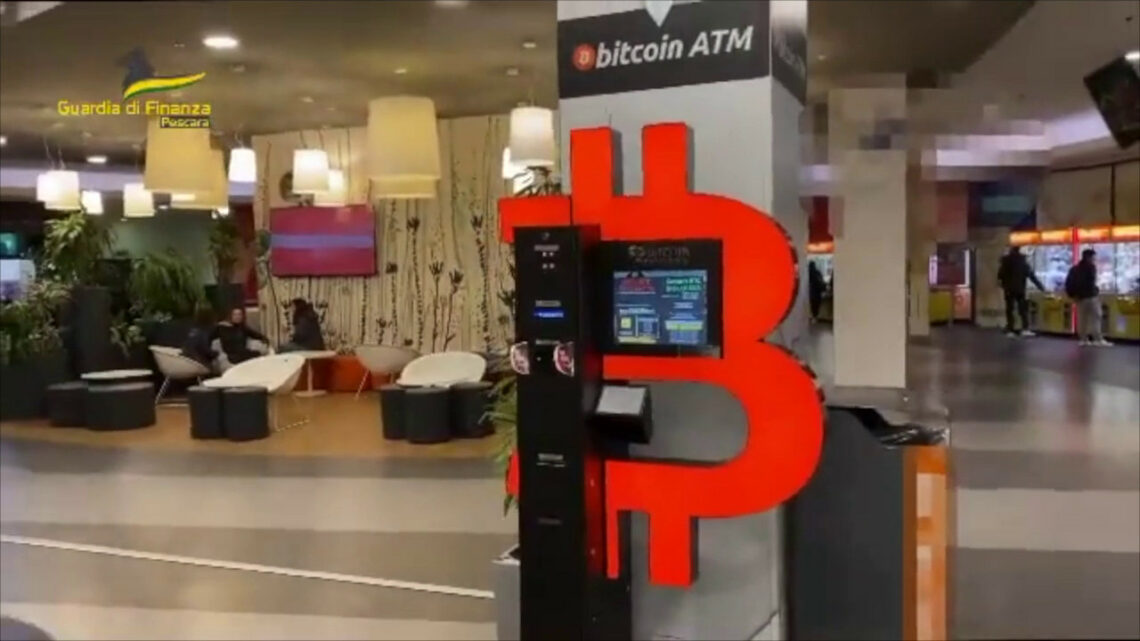 Riciclaggio, congelati in Lituania 3 milioni anche in criptovaluta Riciclaggio, congelati in Lituania 3 milioni anche in criptovaluta