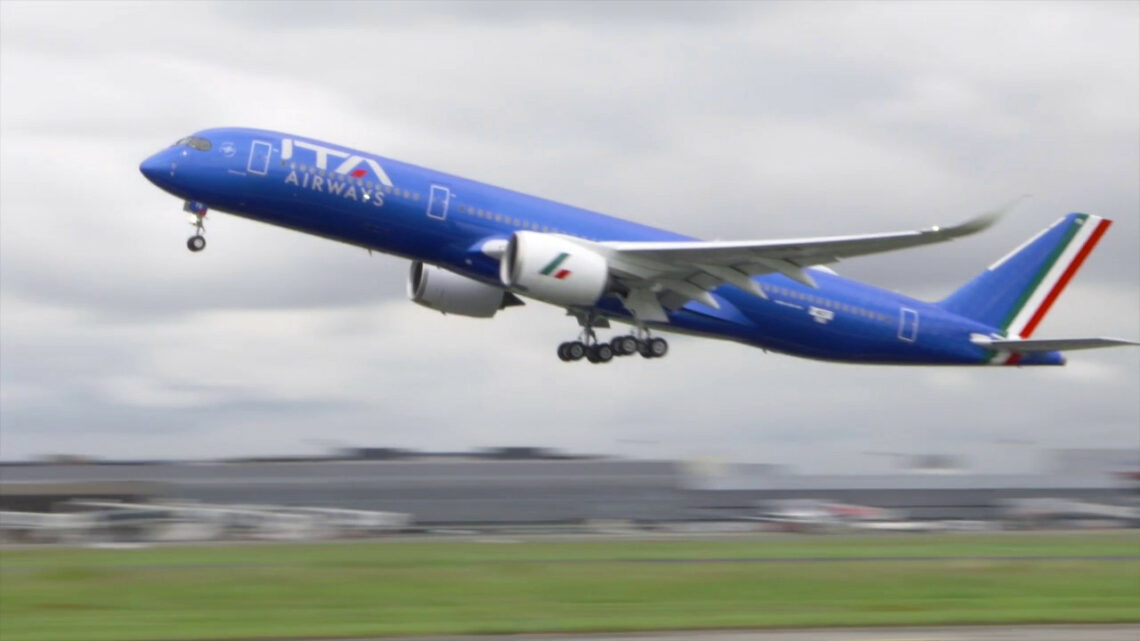 ITA Airways, il primo volo dell’Airbus A350 con livrea azzurra ITA Airways, il primo volo dell’Airbus A350 con livrea azzurra