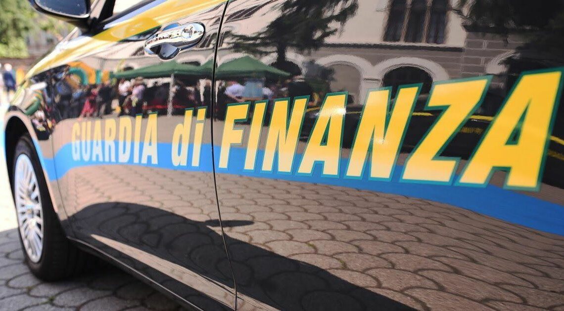 ‘Ndrangheta, 10 misure cautelari e sequestro per 2 milioni nel crotonese ‘Ndrangheta, 10 misure cautelari e sequestro per 2 milioni nel crotonese