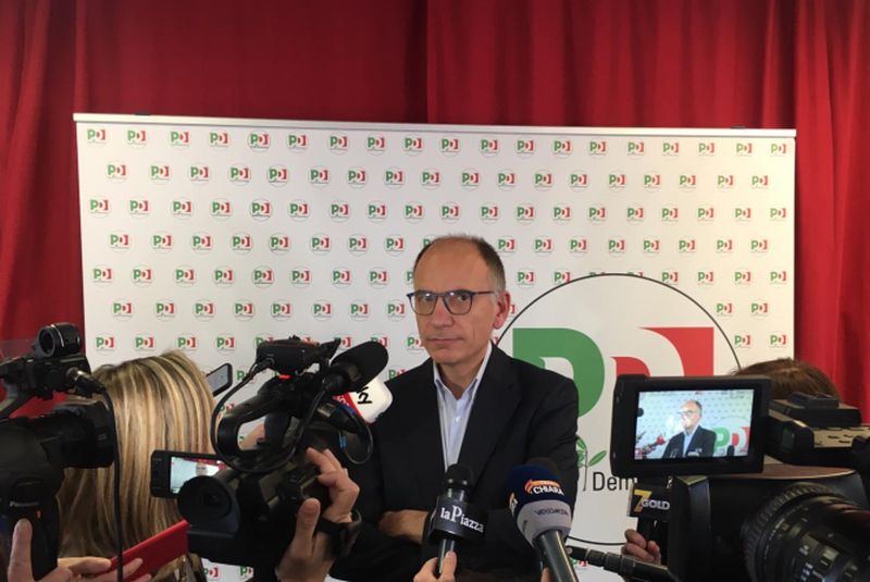 Letta “Serve assegno energia e sostegno dei salari” Letta “Serve assegno energia e sostegno dei salari”