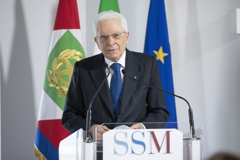 Mattarella “Da operato magistrati assassinati lezione di comportamento” Mattarella “Da operato magistrati assassinati lezione di comportamento”