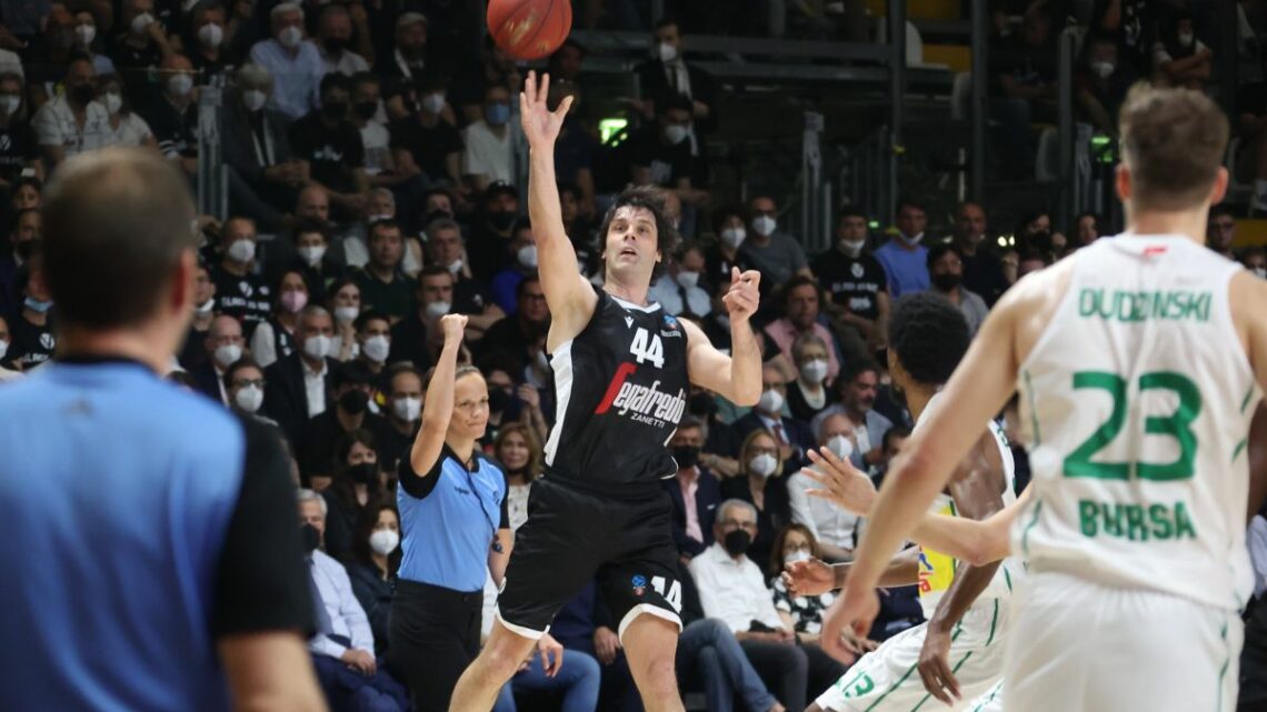 La Virtus Bologna vince l’Eurocup e vola in Eurolega La Virtus Bologna vince l’Eurocup e vola in Eurolega