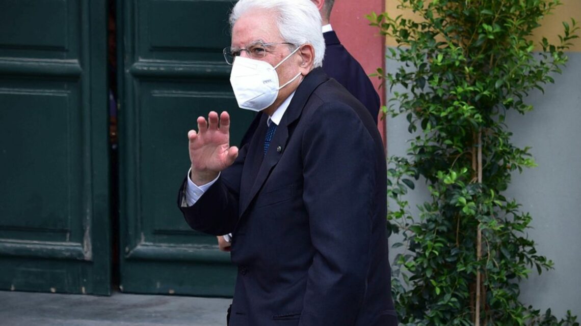 Omofobia, Mattarella “Rispetto e uguaglianza non sono derogabili” Omofobia, Mattarella “Rispetto e uguaglianza non sono derogabili”