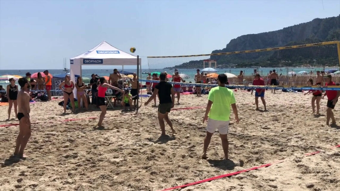 Decathlon, una festa dello sport sulla spiaggia di Mondello Decathlon, una festa dello sport sulla spiaggia di Mondello