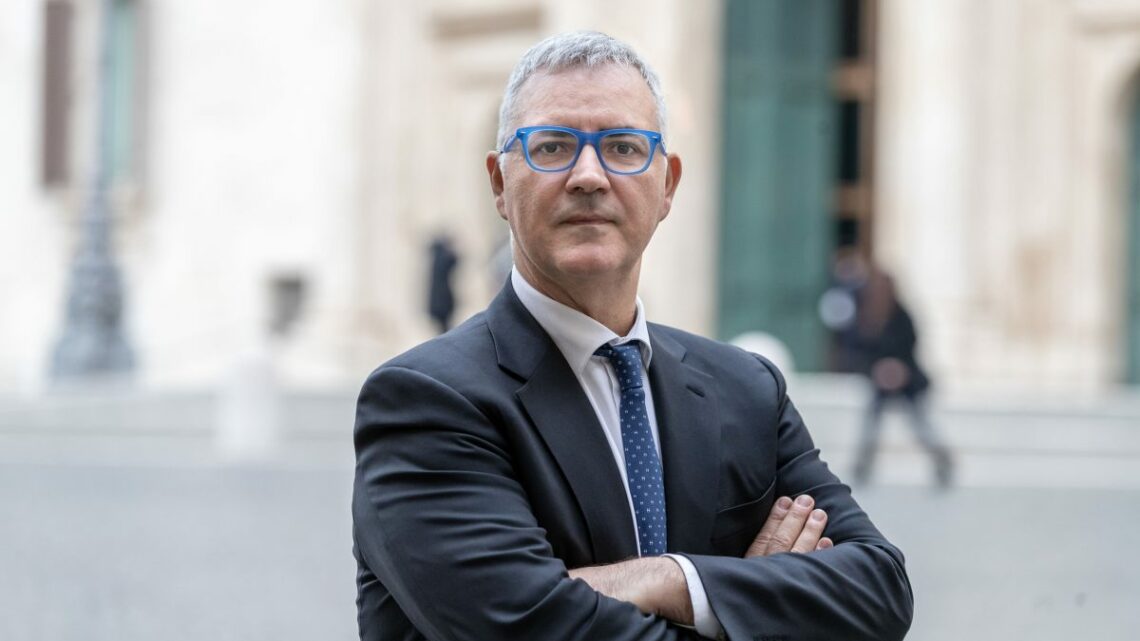 Stefano Cuzzilla eletto nuovo presidente di Cida Stefano Cuzzilla eletto nuovo presidente di Cida