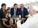 Usura e sovraindebitamento, Legge3.it ricevuta dal Papa