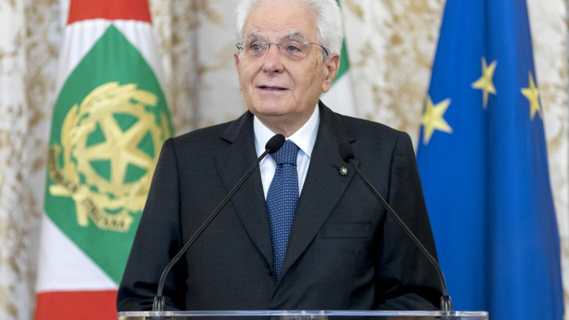 Mattarella “Guardia di finanza un modello di riferimento internazionale” Mattarella “Guardia di finanza un modello di riferimento internazionale”