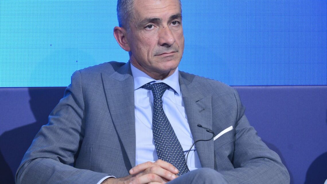 Covid, Costa “Sarà un’estate senza restrizioni” Covid, Costa “Sarà un’estate senza restrizioni”