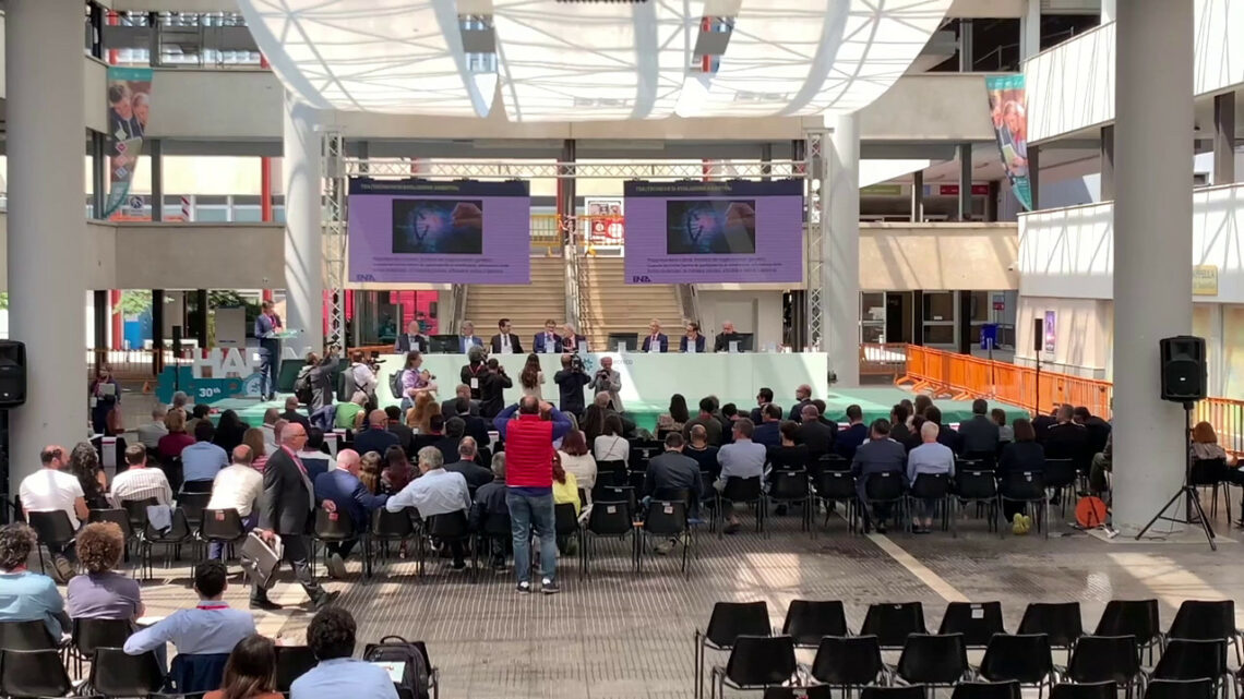 Giorgetti “Priorità ricollocare filiere produttive agricoltura” Giorgetti “Priorità ricollocare filiere produttive agricoltura”