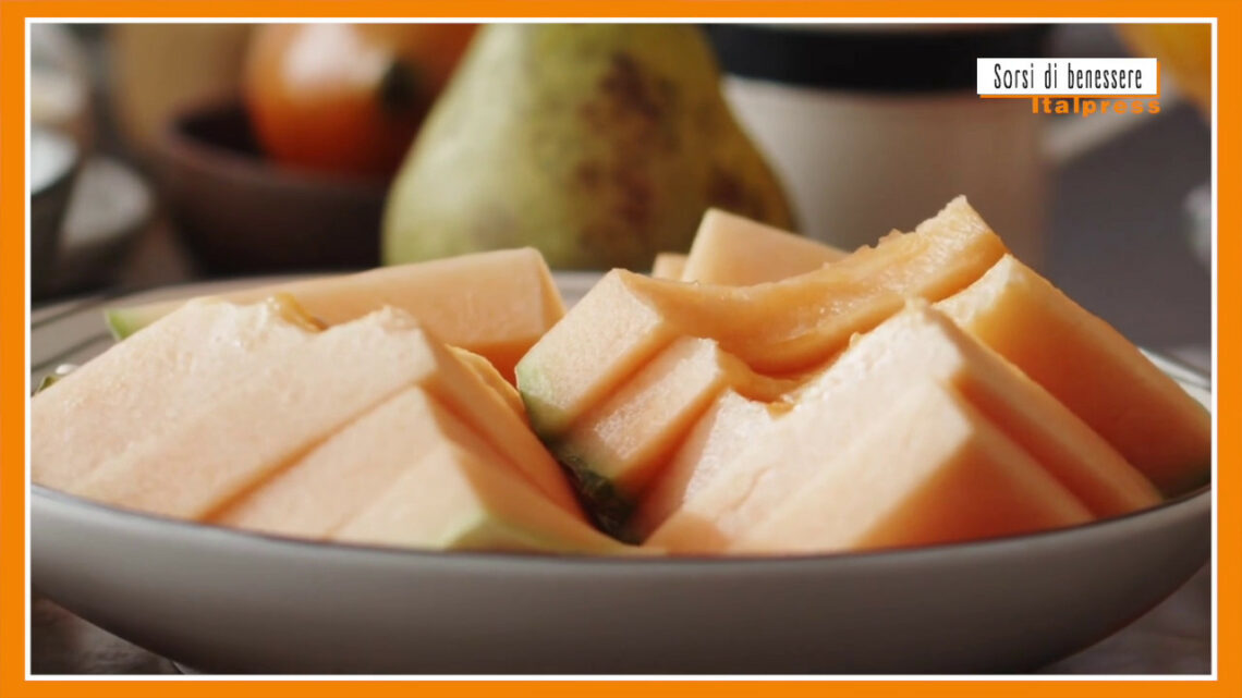 Sorsi di benessere – Una merenda golosa a base di yogurt e melone Sorsi di benessere – Una merenda golosa a base di yogurt e melone