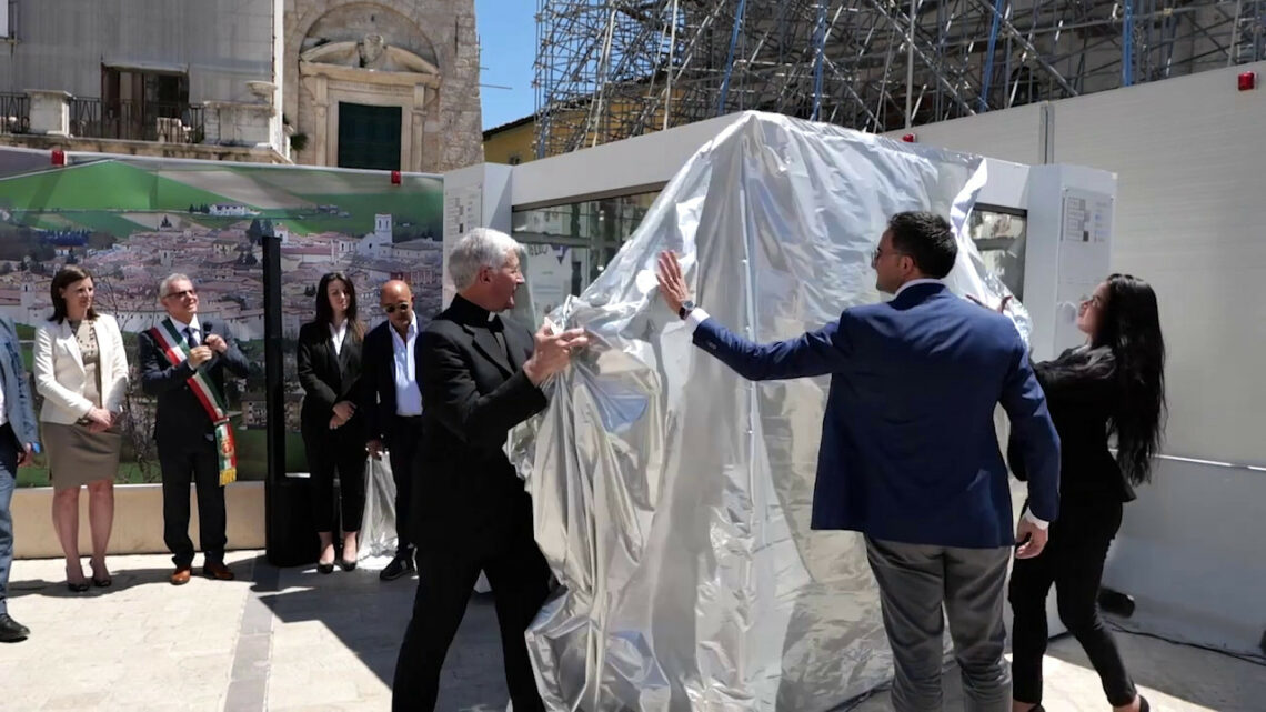 A Norcia la basilica di San Benedetto rinasce con le “Live Stones” A Norcia la basilica di San Benedetto rinasce con le “Live Stones”