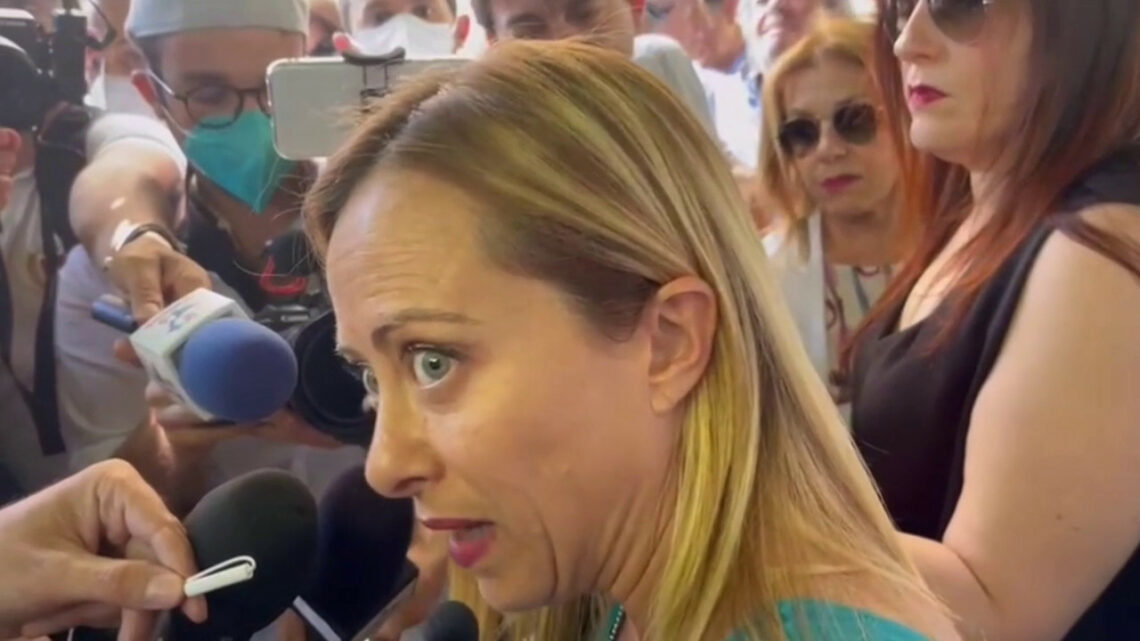 Meloni al Governo “Più sgravi fiscali a chi assume al Sud” Meloni al Governo “Più sgravi fiscali a chi assume al Sud”