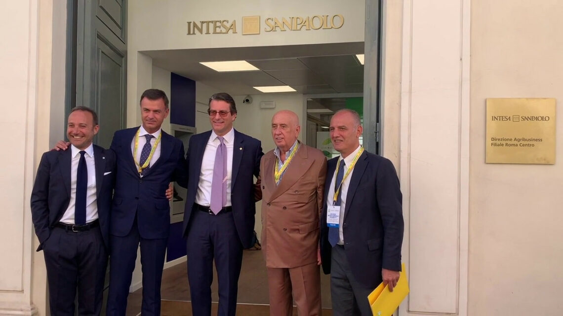 Intesa Sanpaolo-Coldiretti, 3 mld per il rilancio dell’agricoltura Intesa Sanpaolo-Coldiretti, 3 mld per il rilancio dell’agricoltura