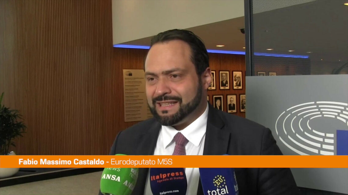 Ue, Castaldo “Superare il principio dell’unanimità” Ue, Castaldo “Superare il principio dell’unanimità”