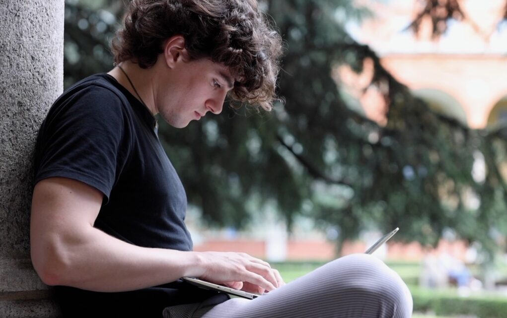 Università Cattolica, 2 milioni per borse di studio a 700 studenti Università Cattolica, 2 milioni per borse di studio a 700 studenti