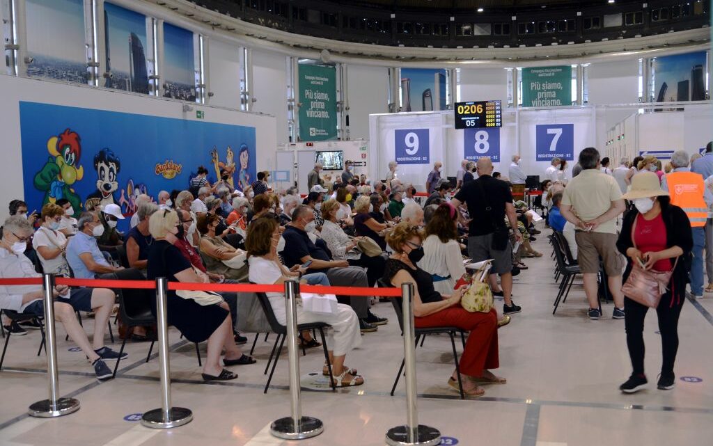 Covid, 142.967 i nuovi positivi, 157 le vittime Covid, 142.967 i nuovi positivi, 157 le vittime
